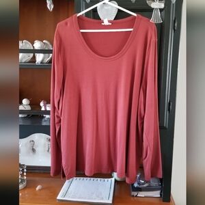 Tribal Jean's 2x Rust Colored Long Sleeved Top. Very Soft Wore Once
